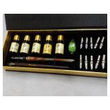 Daveliou Calligraphy Set...