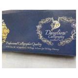 Daveliou Calligraphy Set...