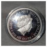 2022 1  oz Lions and Wolves Silver Round