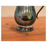 712-grams Silverplated Water Pitcher by Wallace / Amesbury pattern / #9433