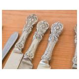 Lot of (7) 437-grams (total) Silverplated Knives - Dinner (x4), Pickle (x2), Hardanger Best Dinner (x1)