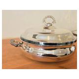 Vintage 10" 1270-grams Silverplated Covered Serving Dish by W.M. Rogers & Son #963 (round)