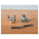 Vintage 144-grams (total) (2) Vintage Silverplated Needle/Toothpick Holders, (1) Vintage Silverplated Hen Shaped Salt/Spice Box, (1) Silverplated Bird Décor