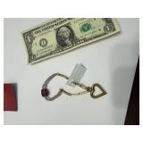 ASSORTMENT OF JEWLERY