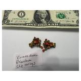 ASSORTMENT OF JEWLERY