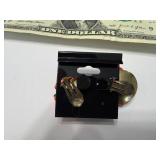 ASSORTMENT OF JEWLERY