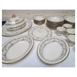 Minton Avonlea Pattern Dinnerware Service for 12