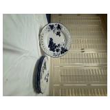 Blue and White Grape Motif Pierced Rim Dinner and Salad Plates Set