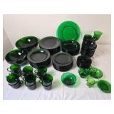 Emerald Green Glass Dinnerware and Cup Collection