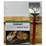 Cuisinart 12  Non-Stick Grilling Set/Massive Spatula