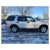 2004 FORD EXPLORER XLT *1 Owner | 102k Miles | No Accidents | 4x4 | 3rd Row* (NO RESERVE)
