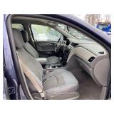 2014 CHEVROLET TRAVERSE LT *2 Owner* (NO RESERVE)