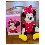 NIB Scentsy Buddy Minnie Mouse