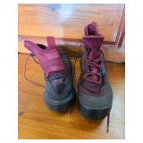 Nike Air Wild Mid Shoes Size 8