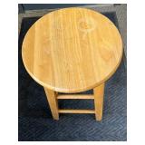 23-Inch Wooden Stool with Round Seat & 60" Long Entrance Mat
