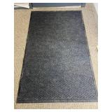 23-Inch Wooden Stool with Round Seat & 60" Long Entrance Mat