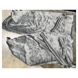 Bathroom Linens and Taylor Mechanical Scale Lot