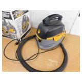 Stinger 2.5 Gal. 1.75 Peak HP Small Shop Vacuum Wet Dry Vac