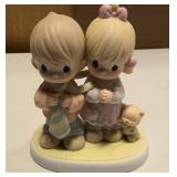Precious Moments "Bless Be the Tie That Binds" Item#590918
