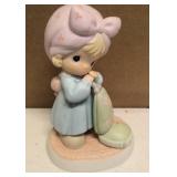 Precious Moments "My Life is a Vacuum without You" Item#587907