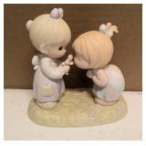 Precious Moments Figurine "Good Friends are Forever" item#521817