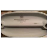 Precious Moments Figurine "Bringing you a Merry Christmas" Item#527599