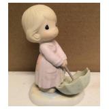 Precious Moments Figurine "the Sun is always shining somewhere" item#163775