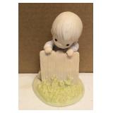 Precious Moments Figurine "it may be greener, but its just as hard to cut" item#163899