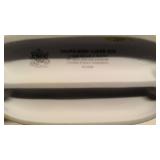 Precious Moments Figurine "Thunb-body loves you" item#521698