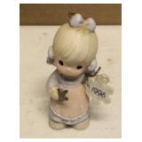Precious Moments Figurine vintage set of 5 = Item#142662, item#732494, item#456217, item#184055, item#528658