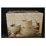 Over & Back 16-Piece Dinnerware Set - 4 Dinner Plates, 4 Salad Plates, 4 Bowls, 4 Dessert Plates