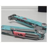Like-New or New LEATHERMAN Signal Multi Tool w/Case