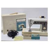 Working SINGER Sewing Machine w/Attachments & Foot Pedal