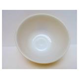 2 Vintage PYREX Glass Mixing Bowls - Yellow & Orange