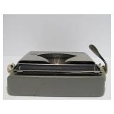 Vintage ROYALITE Portable Typewriter w/Cute Vintage Puppy Dog Cover