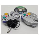2 Nintendo Gamecube Controllers & Xbox One Game
