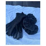 Womens Gloves & Steering Wheel Cover