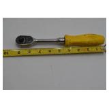 Snap-on socket wrench