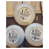 Set of 3 Disney Mary Poppins Collector Plates with Certificates