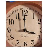 Prairie Town Clock Works Wooden Quartz Mantel Clock with Decorative Star and 2 Vintage Frames