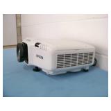 Epson PowerLite 4750W (H544A) 4200-Lumen WXGA 3LCD Projector