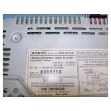 Sony CDX-GT320 Detachable Face Car Stereo / Compact Disc (CD) Player