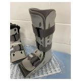 Lot of 2 AirCast AirSelect Durable Foot Shell Walking Boots, Aspen Horizon 631 Back Brace and Knee Stabilization Brace