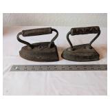 Set of 4 Antique Cast Iron Sad Irons with Extra Plate