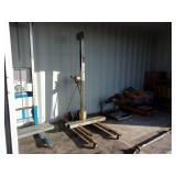 Vermette 512A Material Lift