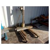 Vermette 512A Material Lift