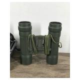 Winchester 10x25mm Binoculars with Carrying Case - Model WR-1025