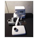 Villa Ware Meat grinder with attachments