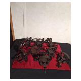 8 victor double spring animal traps