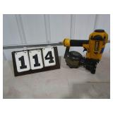 DeWalt Penumatic Coil Roofing Nailer
